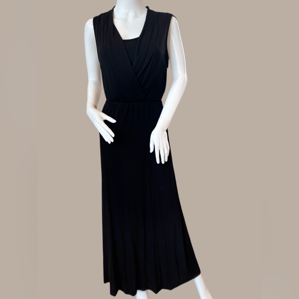 Calvin Klein - Black Sleeveless Maxi Dress